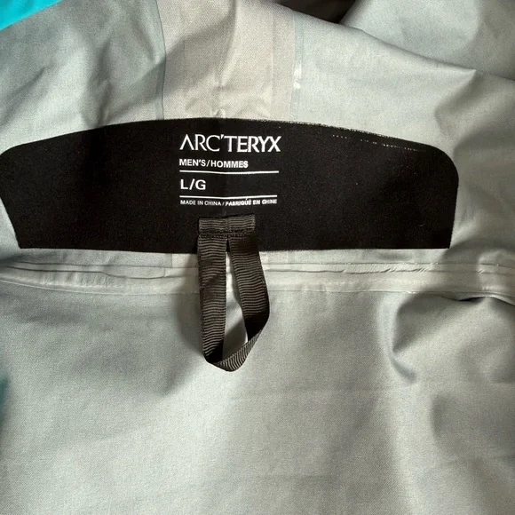 Arc’teryx Alpha SV - Large - Picture 4 of 16